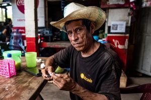 the salvadoran construction worker who inspired the bitcoin world