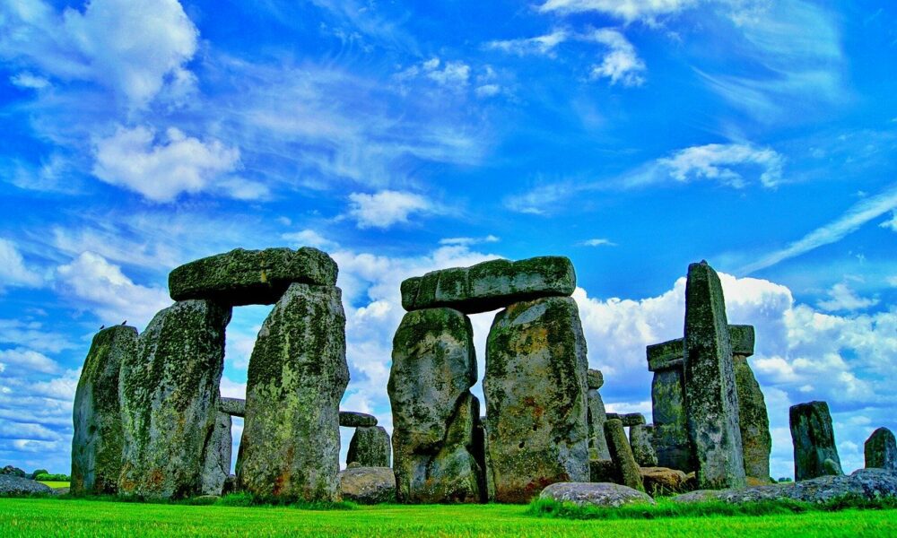 stonehenge g0e7da52c6 1280 1000x600 1