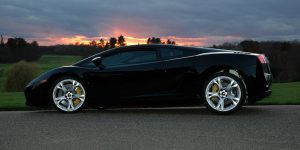 lambo gb214ca0c9 1920 1200x600 1