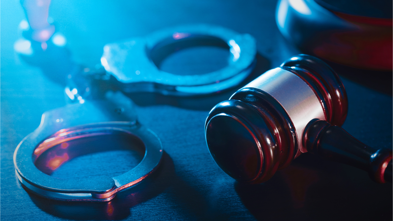 shutterstock 1935846436