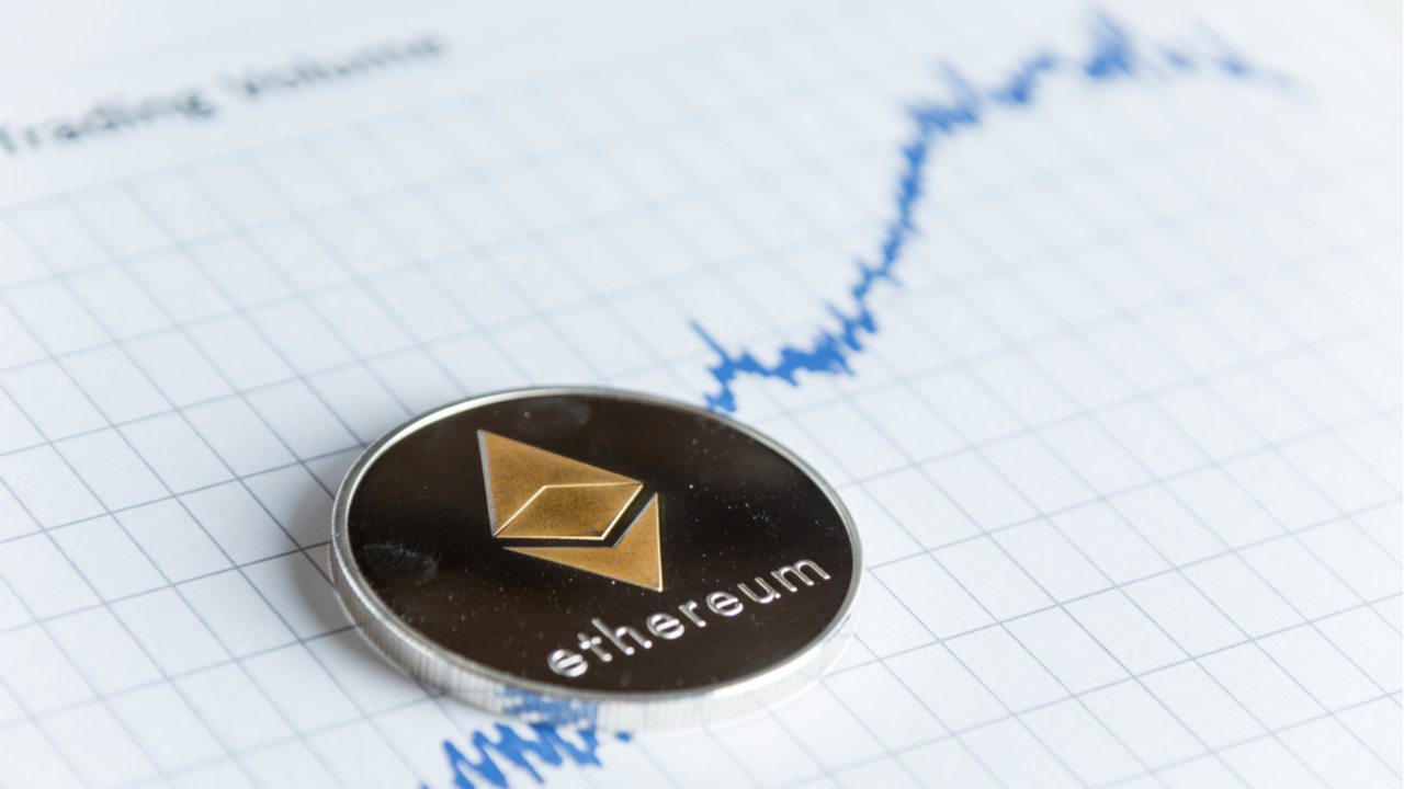 Bitcoin, Ethereum Technical Analysis: ETH Remains Below $1,100 Despite Prices Rebounding on Wednesday 2 shutterstock 1063630070