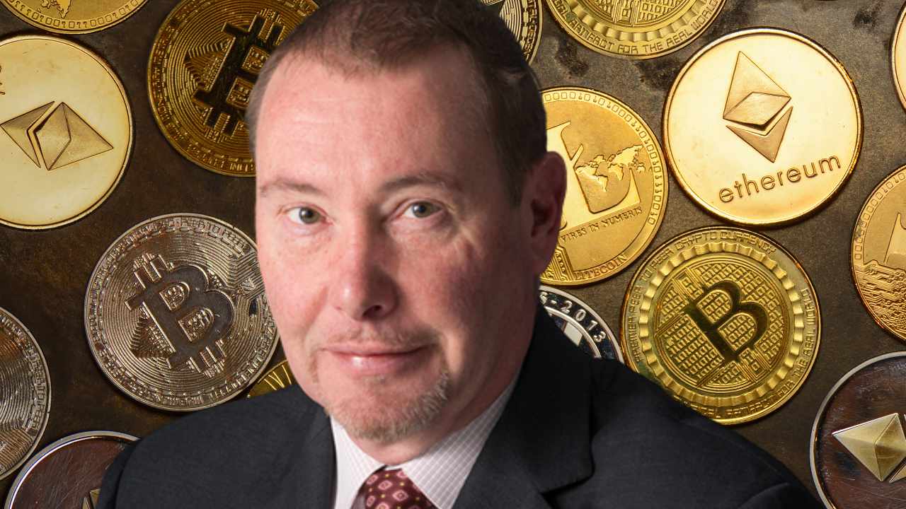 Billionaire Jeff Gundlach Discusses When to Buy Crypto — Warns of Deflation Risk 2 Billionaire Jeff Gundlach Discusses When to Buy Crypto — Warns of Deflation Risk Escalating